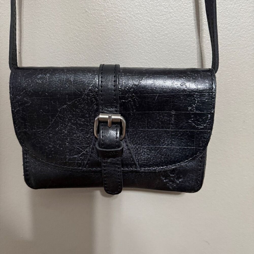 Patricia Nash black textured crossbody bag